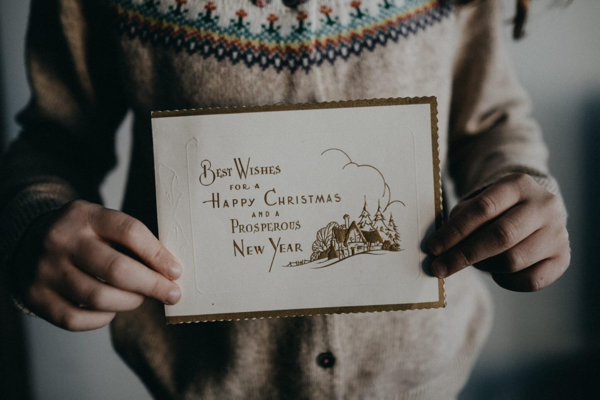 What To Write In A Christmas Card For A Family